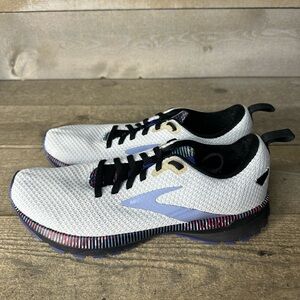 Brooks Revel 5 Womens 8 B Shoes Running Walking Grey Sneaker 1203611B447